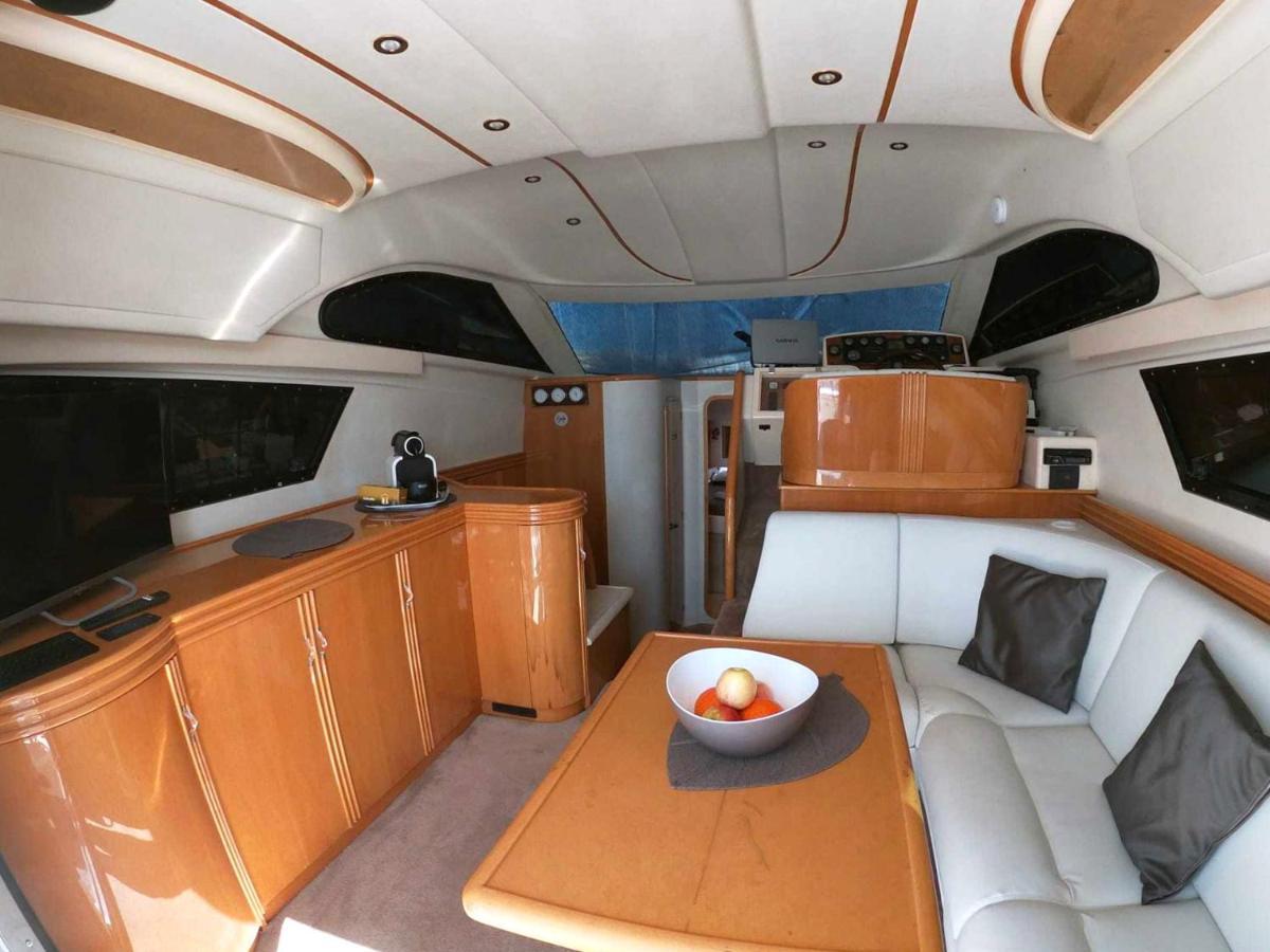 מלון סן מיגל דה אבונה Luxury Yacht Kamikara מראה חיצוני תמונה